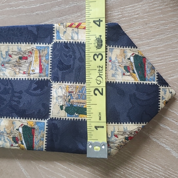 City-one hand made necktie - Picture 5 of 5